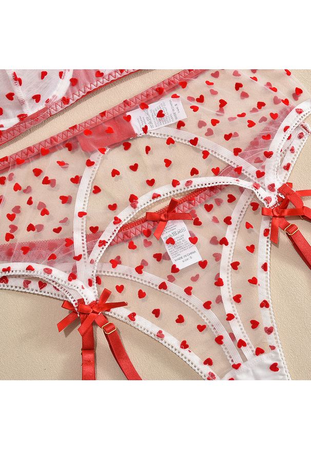 Intica - Komplet bielizny z figami i miseczkami na romantyczne okazje Hana. Kolor: wielokolorowy. Materiał: materiał. Wzór: paski