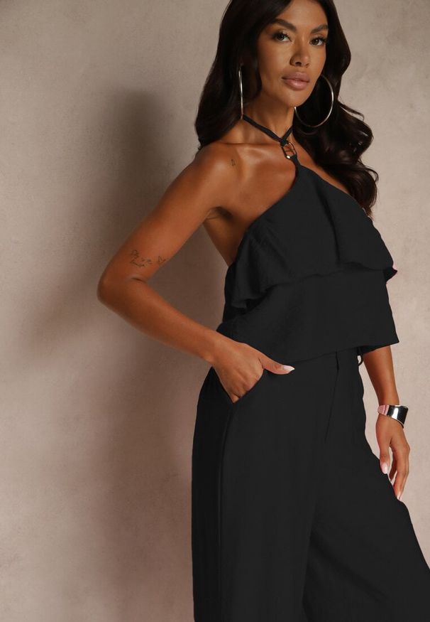 Renee - Czarny Komplet z Wiskozą Spodnie i Bluzka z Aplikacją i Falbaną Dolirela. Kolor: czarny. Materiał: wiskoza. Wzór: aplikacja