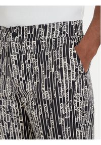 Karl Lagerfeld Jeans Szorty materiałowe B2M10053 Czarny Relaxed Fit. Kolor: czarny. Materiał: bawełna #4