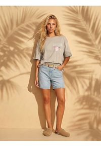 Sinsay - Bawełniana koszulka z nadrukiem wakacyjnym - beżowy. Kolor: beżowy. Materiał: bawełna. Wzór: nadruk. Styl: wakacyjny