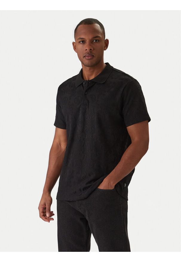 Guess Polo M6RP25 KCFE2 Czarny Regular Fit. Typ kołnierza: polo. Kolor: czarny. Materiał: syntetyk