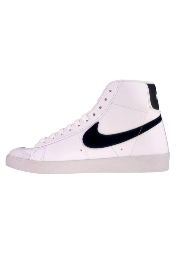 Buty do chodzenia damskie Nike 101 Blazer Mid 77 Next Nature. Wysokość cholewki: za kostkę. Zapięcie: sznurówki. Kolor: biały. Materiał: guma, syntetyk, skóra, materiał. Szerokość cholewki: normalna. Sport: turystyka piesza