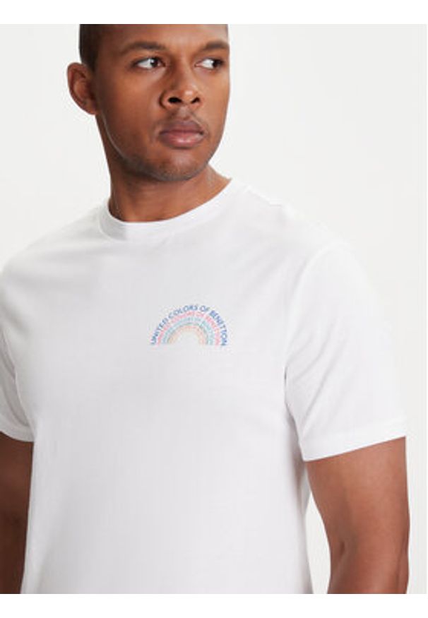 United Colors of Benetton - United Colors Of Benetton T-Shirt 3I1XU1096 Biały Regular Fit. Kolor: biały. Materiał: bawełna
