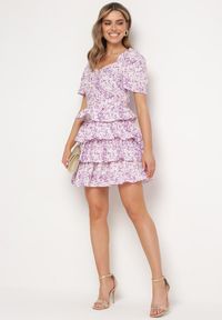 Born2be - Fioletowa Rozkloszowana Sukienka z Bufkami w Rękawach w Drobny Print z Falbankami Tineria. Okazja: na co dzień. Typ kołnierza: kołnierz z falbankami. Kolor: fioletowy. Wzór: nadruk. Typ sukienki: proste. Styl: casual #2