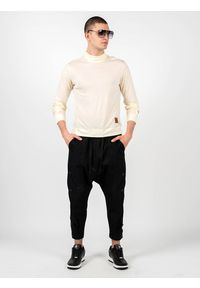 Bally Longsleeve "Turtle-Neck" | 6235776 | Mężczyzna | Żółty, Kremowy. Okazja: na co dzień. Typ kołnierza: golf. Kolor: wielokolorowy, kremowy, żółty. Materiał: lyocell, kaszmir. Długość rękawa: długi rękaw. Wzór: aplikacja. Styl: casual #4