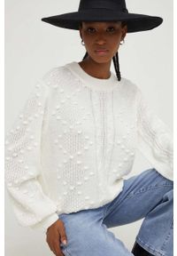 Answear Lab sweter damski kolor beżowy lekki. Kolor: beżowy. Materiał: dzianina. Wzór: ze splotem. Styl: wakacyjny #1