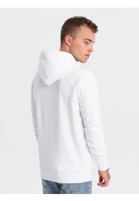 Ombre Clothing - Męska bluza nierozpinana z kapturem i nadrukiem - biała V1. Typ kołnierza: kaptur. Kolor: biały. Materiał: poliester, bawełna. Wzór: nadruk #4
