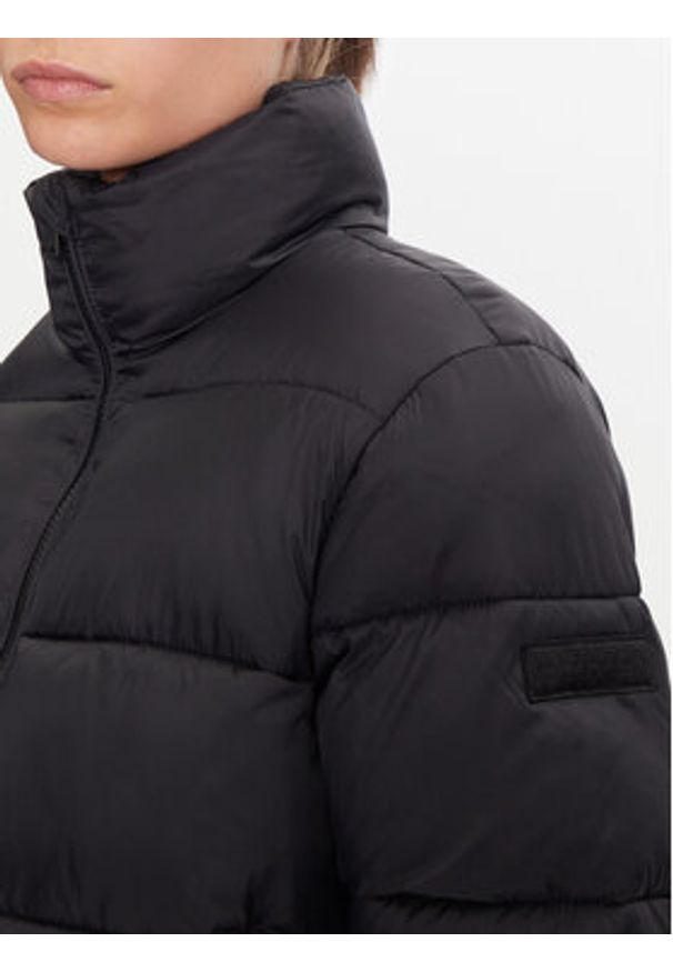 Napapijri Kurtka zimowa A-Box Logo NP0A4HZ1 Czarny Loose Fit. Kolor: czarny. Materiał: syntetyk. Sezon: zima