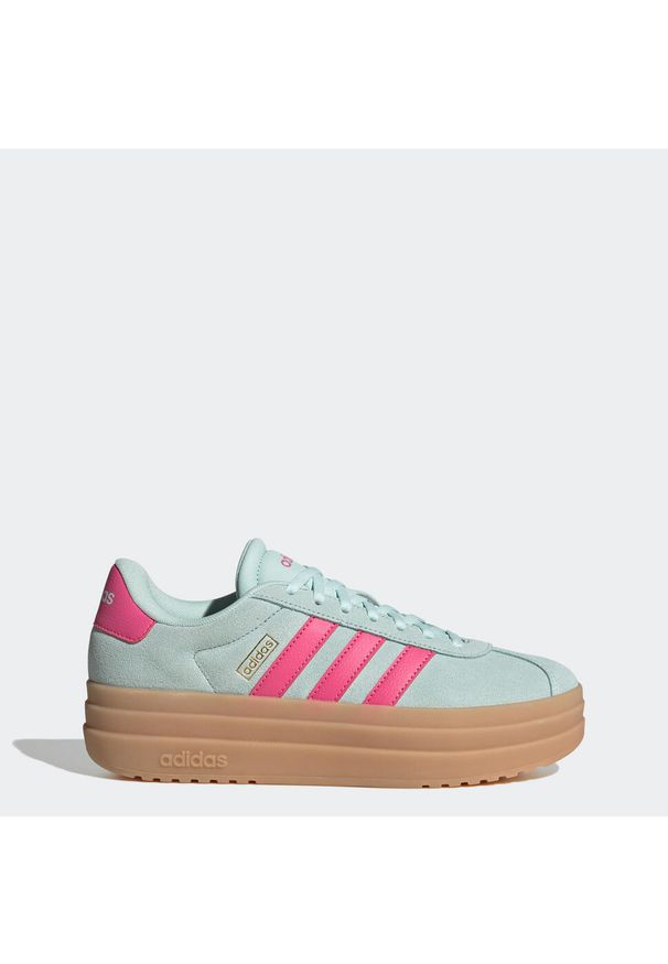 Adidas - Buty do chodzenia damskie ADIDAS VL Court. Kolor: różowy, niebieski, wielokolorowy. Materiał: kauczuk, zamsz. Szerokość cholewki: normalna. Sport: turystyka piesza