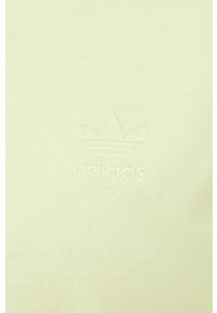 adidas Originals t-shirt bawełniany Trefoil Moments HE6891 kolor zielony HE6891-PULYEL. Okazja: na co dzień. Kolor: zielony. Materiał: bawełna. Długość rękawa: krótki rękaw. Długość: krótkie. Wzór: aplikacja. Styl: casual #2