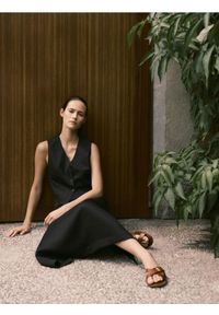 Reserved - Spódnica z lnem - czarny. Kolor: czarny. Materiał: len #1