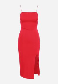 Born2be - Czerwona Koktajlowa Sukienka Bodycon na Cienkich Ramiączkach z Rozcięciem Melantia. Kolor: czerwony. Długość rękawa: na ramiączkach. Typ sukienki: bodycon. Styl: wizytowy #4