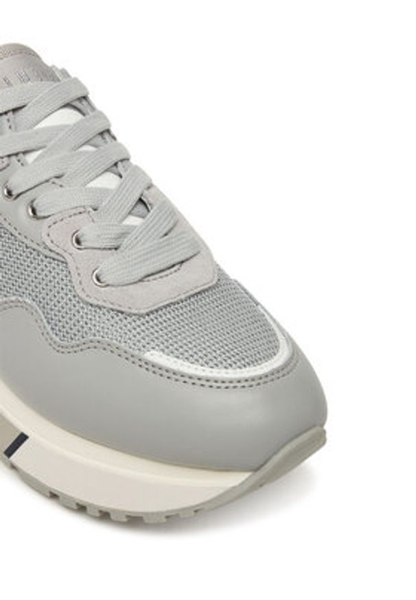 Liu Jo Sneakersy Maxi Wonder 01 BF5009 PX685 Szary. Kolor: szary. Materiał: skóra