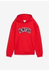 bonprix - Bluza z kapturem z czystej bawełny. Typ kołnierza: kaptur. Kolor: czerwony. Materiał: bawełna. Wzór: nadruk