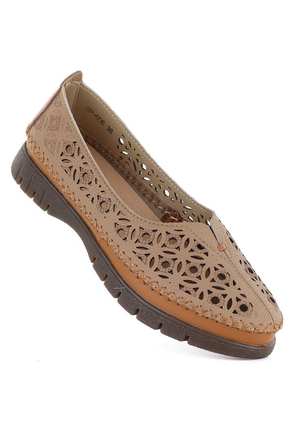 Skórzane półbuty damskie ażurowe brązowe Sergio Leone SP006. Kolor: brązowy. Materiał: skóra. Szerokość cholewki: normalna. Wzór: ażurowy