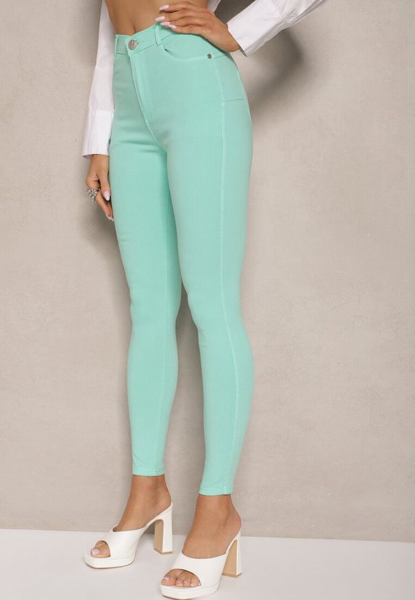 Renee - Miętowe Skinny Jeansy z Bawełną High Waist Lorie. Okazja: na imprezę, na co dzień. Stan: podwyższony. Kolor: zielony. Styl: elegancki, casual