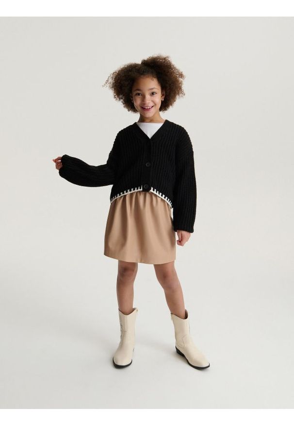 Reserved - Spódnica z imitacji skóry - brudny róż. Kolor: różowy. Materiał: skóra