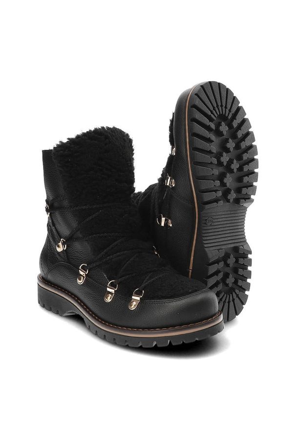 Czarne Botki Kampa Damskie Ocieplane Obuwie. Zapięcie: sznurówki. Kolor: czarny. Materiał: skóra. Szerokość cholewki: normalna. Sezon: zima. Styl: elegancki, klasyczny
