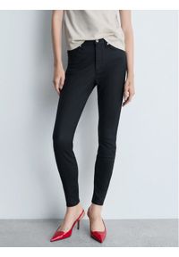 mango - Mango Jeansy Anne 77044009 Czarny Skinny Fit. Kolor: czarny #1