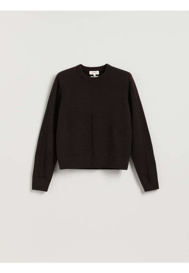 Reserved - Sweter z wełny merino - ciemnobrązowy. Kolor: brązowy. Materiał: wełna
