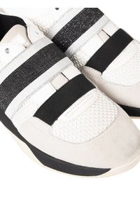 Geox Sneakersy "Suzzie D" | D94FRD08854 | Kobieta | Biały. Nosek buta: okrągły. Zapięcie: bez zapięcia. Kolor: biały. Materiał: tkanina, skóra. Wzór: aplikacja #2