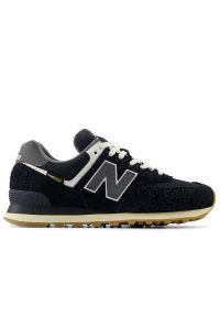 Buty New Balance U574RUS - czarne. Okazja: na co dzień. Kolor: czarny. Materiał: guma, tkanina, zamsz, materiał, syntetyk. Szerokość cholewki: normalna. Model: New Balance 574