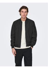 Only & Sons Kurtka bomber Joshua 22023287 Czarny Regular Fit. Kolor: czarny. Materiał: syntetyk