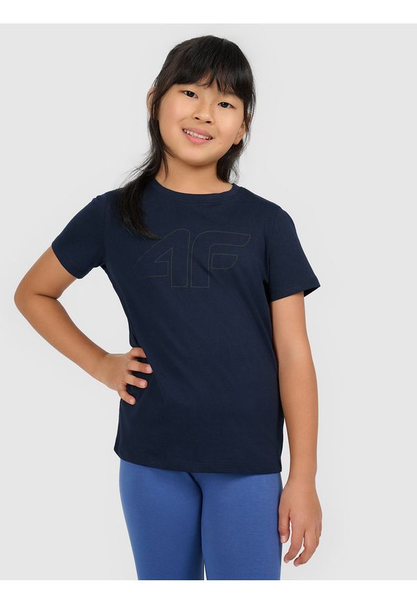 4f - 4F T-shirt oversize z nadrukiem dziewczęcy - granatowy 134 (8-9 lat). Okazja: na co dzień. Kolor: niebieski. Materiał: dzianina, jersey, bawełna. Wzór: nadruk. Sezon: lato. Styl: casual, klasyczny, sportowy