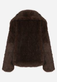 Born2be - Brązowa Oversizowa Kurtka Futerko z Szerokim Kołnierzem Reilia. Kolor: brązowy. Materiał: futro. Styl: klasyczny, elegancki #5