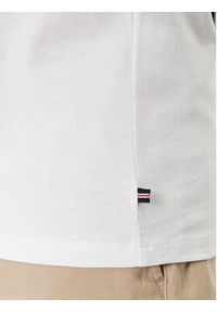 Jack & Jones - Jack&Jones T-Shirt Cyrus 12247810 Biały Standard Fit. Kolor: biały. Materiał: bawełna