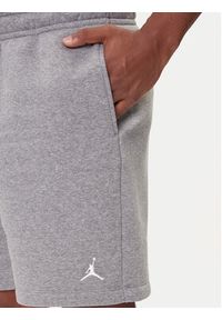 Nike Szorty sportowe FV7285 091 Szary Regular Fit. Kolor: szary. Materiał: bawełna. Styl: sportowy