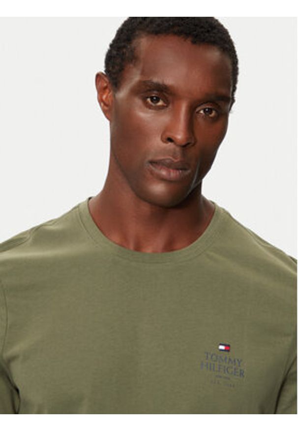 TOMMY HILFIGER - Tommy Hilfiger T-Shirt MW0MW36500 Zielony Regular Fit. Kolor: zielony. Materiał: bawełna