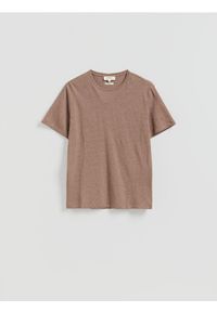 Reserved - T-shirt regular z lnem - brązowy. Kolor: brązowy. Materiał: len #1