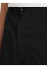 Calvin Klein Szorty materiałowe LV04LF610G Czarny Straight Fit. Kolor: czarny. Materiał: syntetyk #4