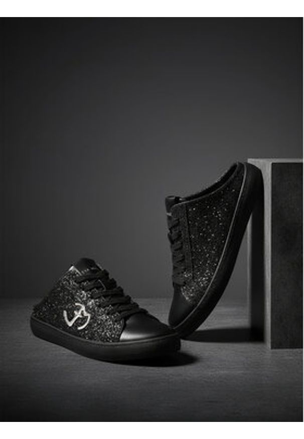 Eva Minge Klapki EO-ELLA-WSDR13670-2 Czarny. Kolor: czarny. Materiał: materiał