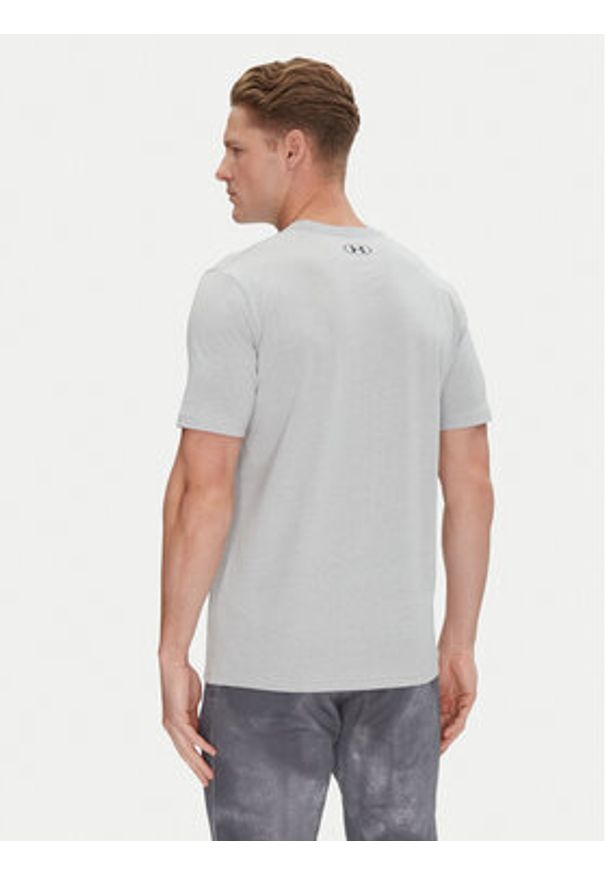 Under Armour T-Shirt Boxed Sports 1386793 Szary Loose Fit. Kolor: szary. Materiał: syntetyk, bawełna