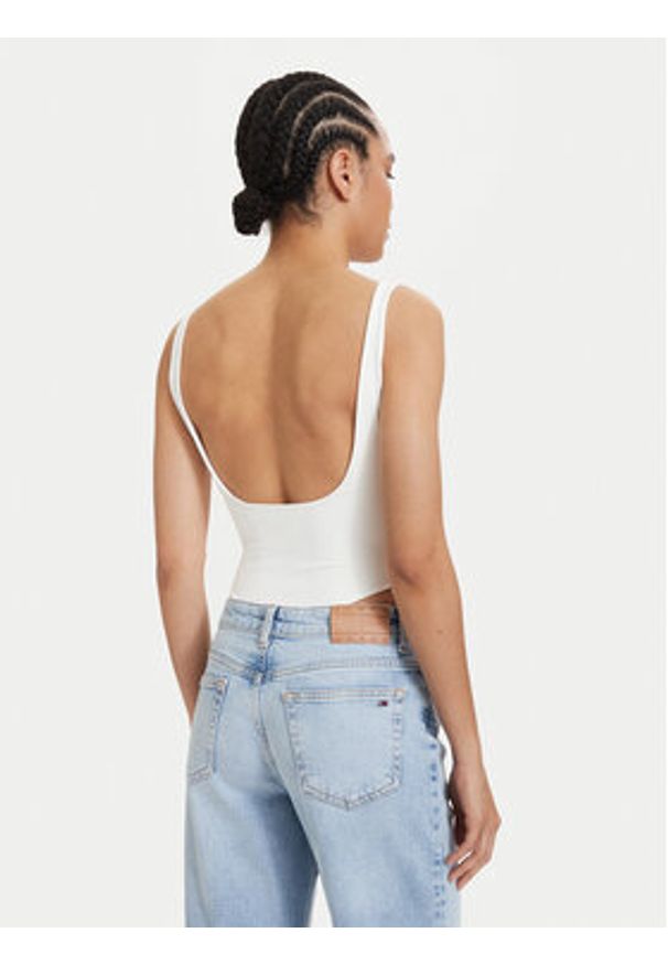 Tommy Jeans Body Metallic Logo DW0DW22311 Biały Slim Fit. Kolor: biały. Materiał: syntetyk