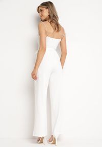 Born2be - Biały Kombinezon na Ozdobnych Ramiączkach z Gumką w Pasie i Materiałowym Paskiem Cinna. Kolor: biały. Materiał: materiał. Długość rękawa: na ramiączkach. Styl: klasyczny #7