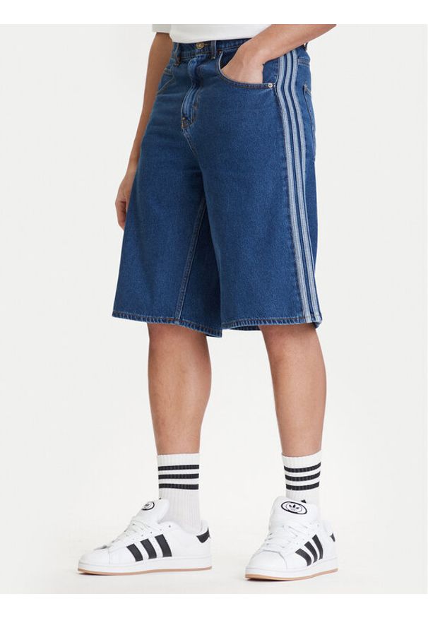 Adidas - adidas Szorty jeansowe adicolor Firebird KD1500 Niebieski Loose Fit. Kolor: niebieski. Materiał: bawełna