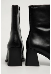 Vagabond Shoemakers - Botki skórzane Hedda. Kolor: czarny. Materiał: materiał. Obcas: na obcasie. Wysokość obcasa: średni #4