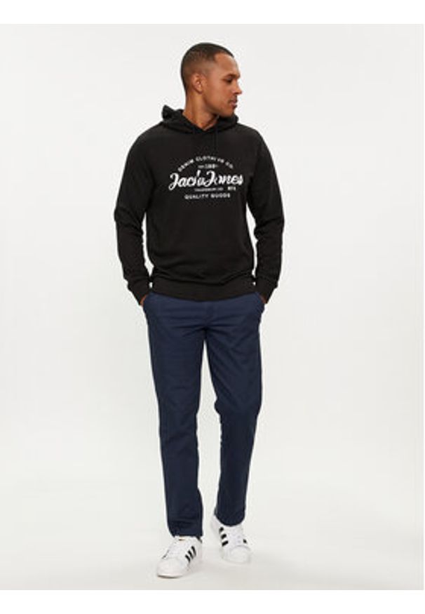 Jack & Jones - Jack&Jones Bluza Forest 12249237 Czarny Standard Fit. Kolor: czarny. Materiał: bawełna, syntetyk
