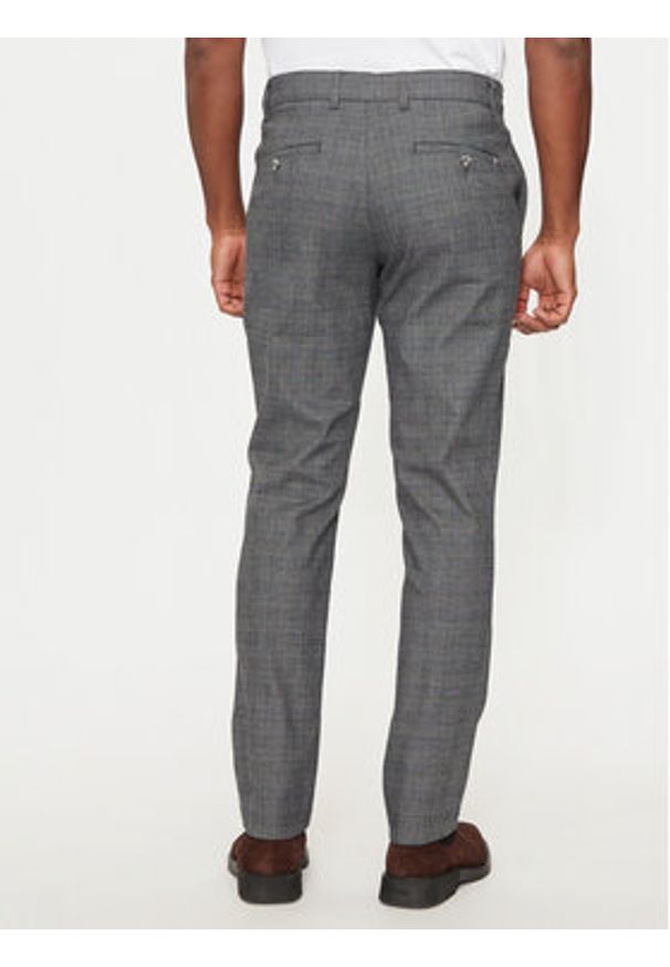 Hechter Paris Chinosy 25855 142391 Szary Modern Fit. Kolor: szary. Materiał: bawełna