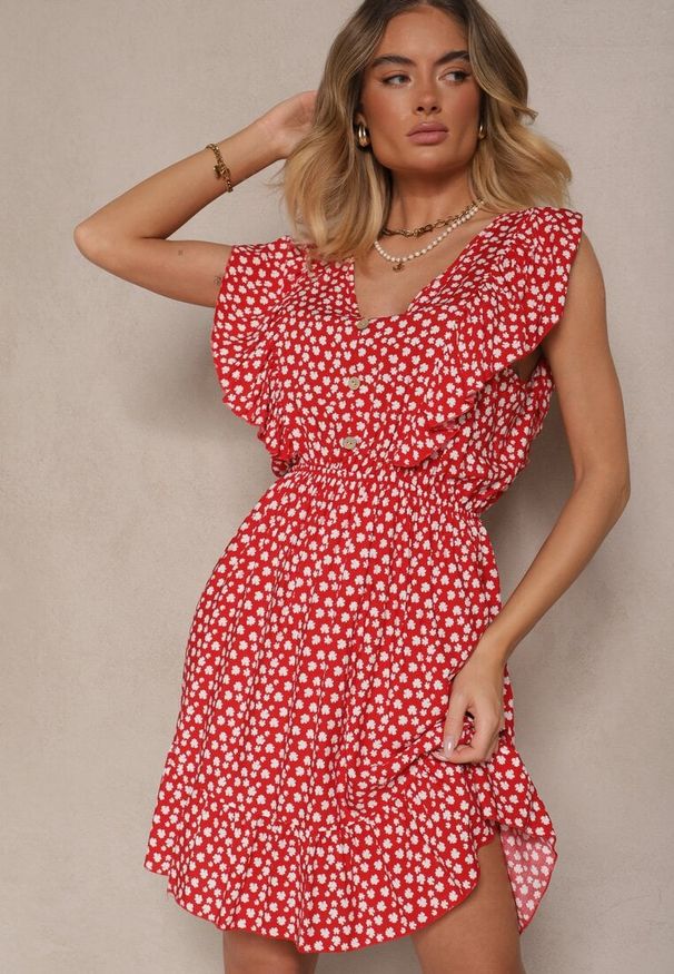 Renee - Czerwona Bawełniana Sukienka o Rozkloszowanym Kroju z Guzikami w Kwiatowy Wzór Roniva. Okazja: na imprezę, na co dzień. Kolor: czerwony. Materiał: bawełna. Wzór: kwiaty. Sezon: lato. Typ sukienki: proste, rozkloszowane. Styl: casual