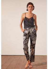 Etam - Spodnie piżamowe New Sali. Kolor: czarny. Materiał: satyna #4