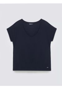 Big-Star - Koszulka damska o luźnym kroju granatowa Valeria 403. Okazja: na co dzień. Typ kołnierza: dekolt w serek. Kolor: niebieski. Materiał: dzianina, wiskoza, skóra, jeans. Styl: casual, elegancki, klasyczny #1