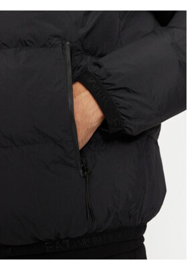 EA7 Emporio Armani Kurtka zimowa 6DPB30 PNDOZ 1200 Czarny Regular Fit. Kolor: czarny. Materiał: syntetyk. Sezon: zima