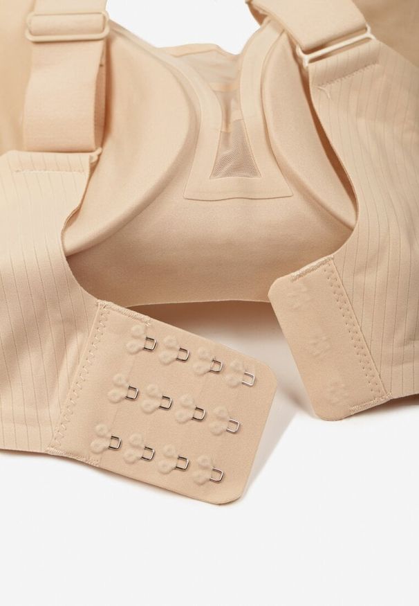 Born2be - Jasnobeżowy Biustonosz z Prążkowanego Materiału Ezimere. Kolor: beżowy. Materiał: materiał, prążkowany. Rodzaj stanika: wyciągane miseczki. Wzór: gładki