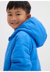 bonprix - Kurtka pikowana z kapturem. Typ kołnierza: kaptur. Kolor: niebieski #2