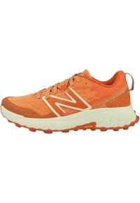 Buty do biegania damskie New Balance WTHIER7OB. Zapięcie: sznurówki. Kolor: pomarańczowy. Materiał: materiał. Szerokość cholewki: normalna. Sport: bieganie