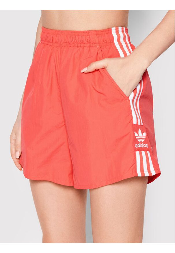 Adidas - adidas Szorty sportowe 3-Stripes HF7454 Różowy Regular Fit. Kolor: różowy. Materiał: syntetyk